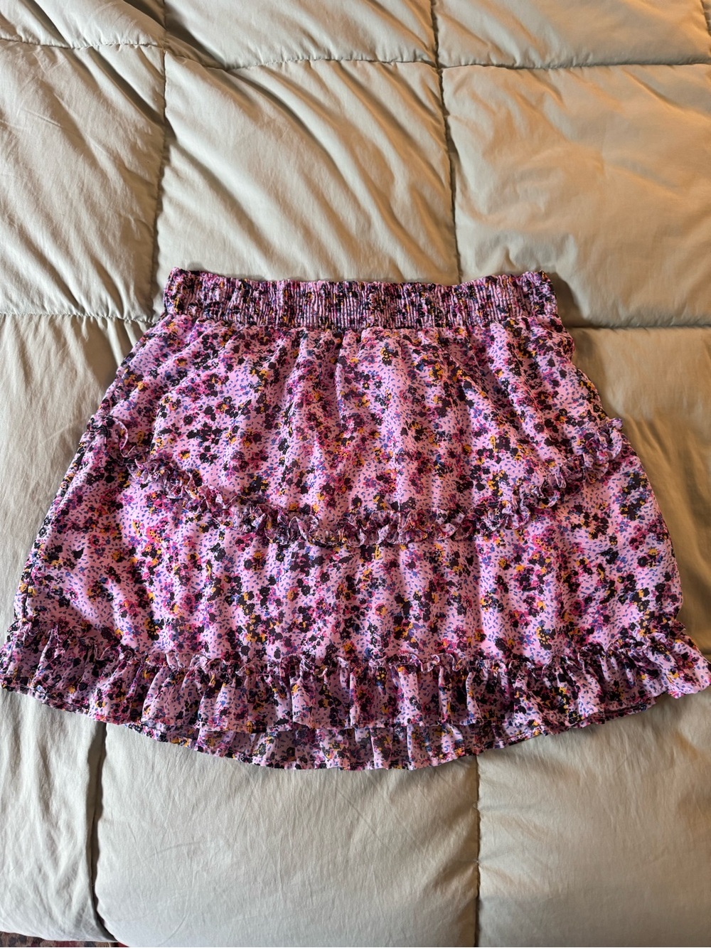 Vero Moda Pink Floral Ruffle Mini Skirt